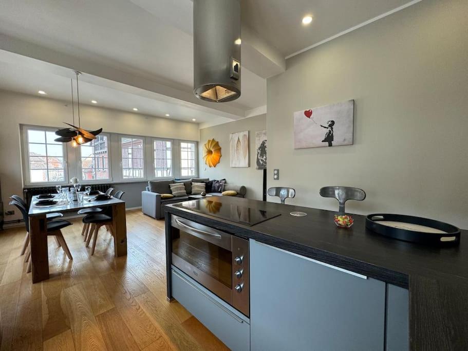 L'Arsenal - Appartement Centre Ville - Poche Commerces & Restaurant - 6 P 셀레스탓 외부 사진